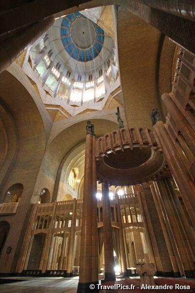 gal/Voyages/Belgium/Brussels/Basilique_Koekelberg/Basilique_Koekelberg_Bruxelles_Sacre_Coeur045.jpg
