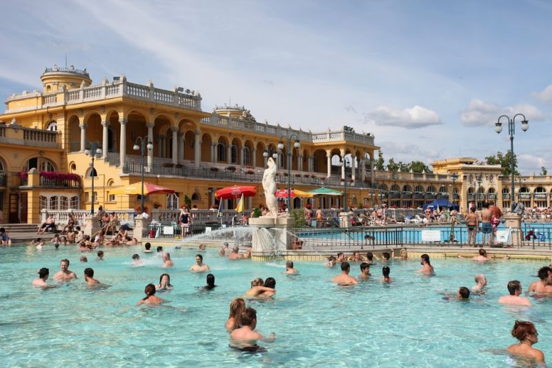 gal/Voyages/Budapest_-_Hungary/Szechenyi_Baths/Szechenyi_Baths_Budapest_spa112.jpg
