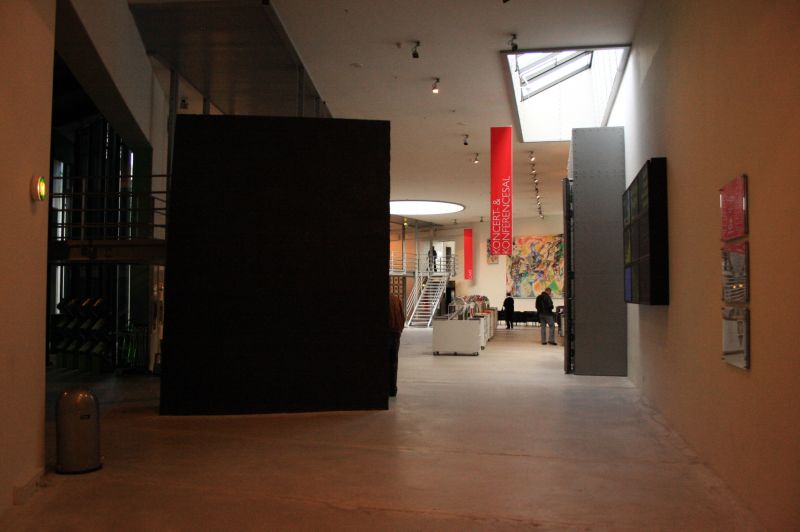 gal/Voyages/Denmark/Arken_Museum_for_Moderne_Kunst/Arken_Museum_for_Moderne_Kunst_Art41.jpg