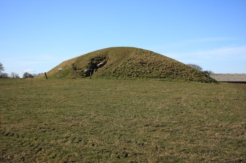 gal/Voyages/Denmark/Kong_Asgers_Hoj/Kiekkende_Hoj/Denmark_Kiekkende_Hoj_Viking24.jpg