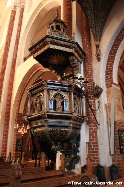 gal/Voyages/Denmark/Roskilde/Roskilde_Domkirke/Roskilde_Domkirke_Cathedrale021.jpg