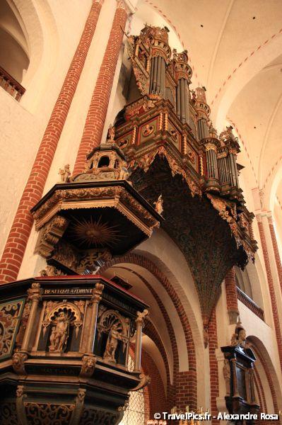 gal/Voyages/Denmark/Roskilde/Roskilde_Domkirke/Roskilde_Domkirke_Cathedrale025.jpg