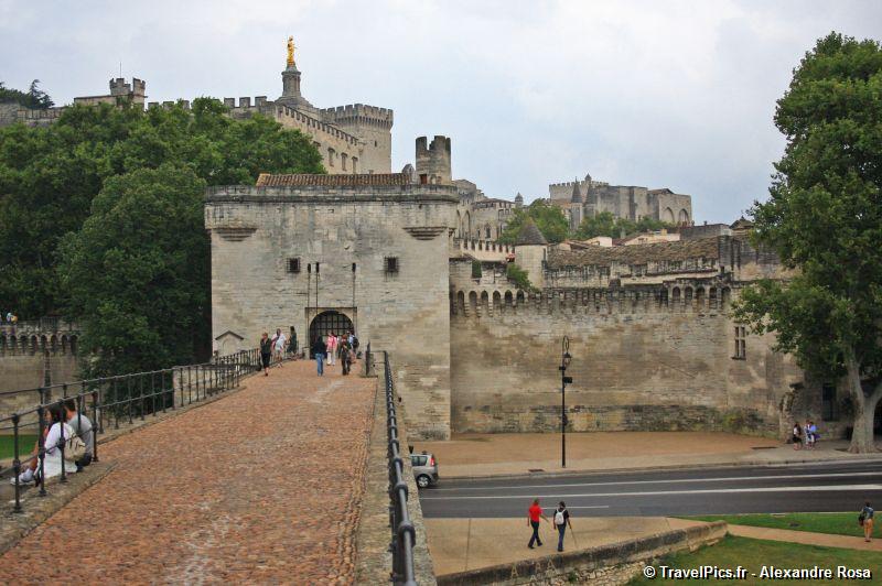 gal/Voyages/France/Avignon/Pont_St_Benezet/Pont_Avignon_Saint_Benezet27.jpg