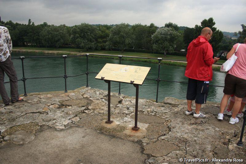 gal/Voyages/France/Avignon/Pont_St_Benezet/Pont_Avignon_Saint_Benezet31.jpg
