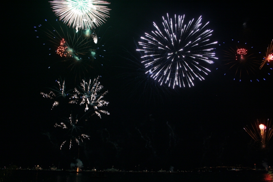 gal/Voyages/France/Cote_Azur/pyrotechnie/IMG_0723.JPG