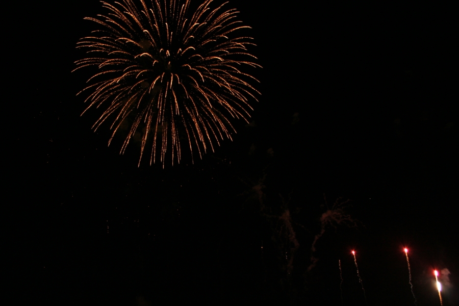 gal/Voyages/France/Cote_Azur/pyrotechnie/IMG_0725.JPG