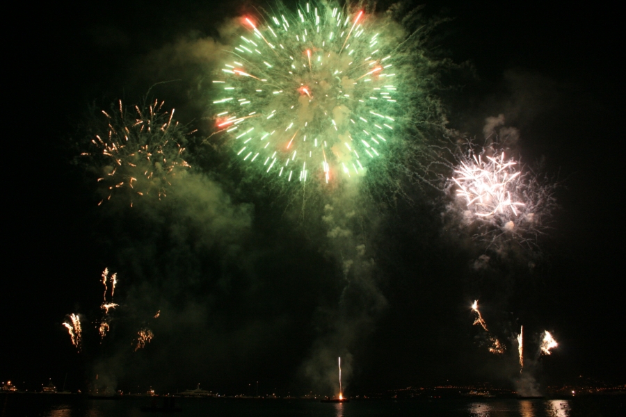 gal/Voyages/France/Cote_Azur/pyrotechnie/IMG_0745.JPG