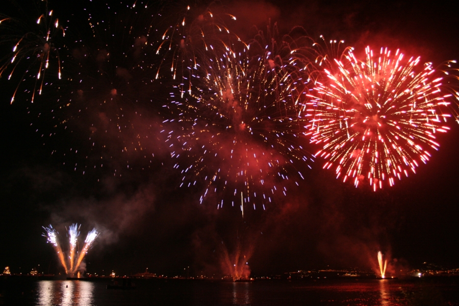 gal/Voyages/France/Cote_Azur/pyrotechnie/IMG_0755.JPG