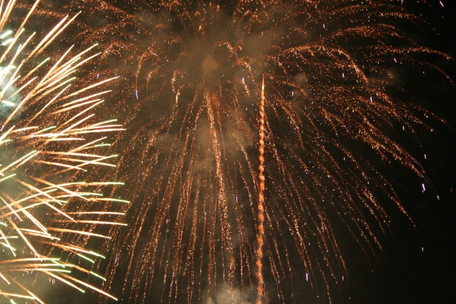 gal/Voyages/France/Cote_Azur/pyrotechnie/IMG_0760.JPG