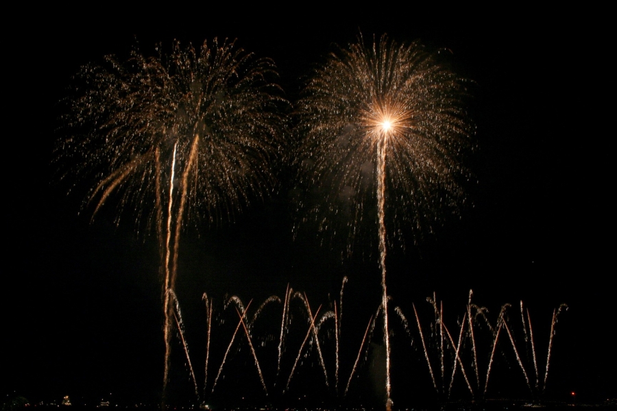 gal/Voyages/France/Cote_Azur/pyrotechnie/IMG_0819.JPG