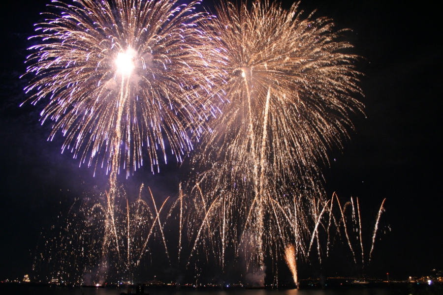 gal/Voyages/France/Cote_Azur/pyrotechnie/IMG_0824.JPG
