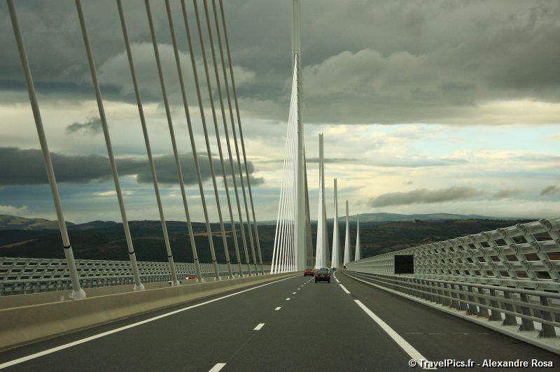 gal/Voyages/France/Viaduc_de_Millau/Viaduc_de_Millau_pont_France06.jpg