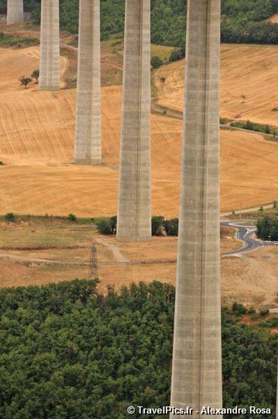 gal/Voyages/France/Viaduc_de_Millau/Viaduc_de_Millau_pont_France22.jpg