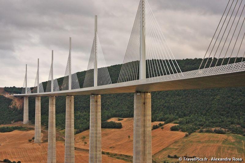 gal/Voyages/France/Viaduc_de_Millau/Viaduc_de_Millau_pont_France35.jpg