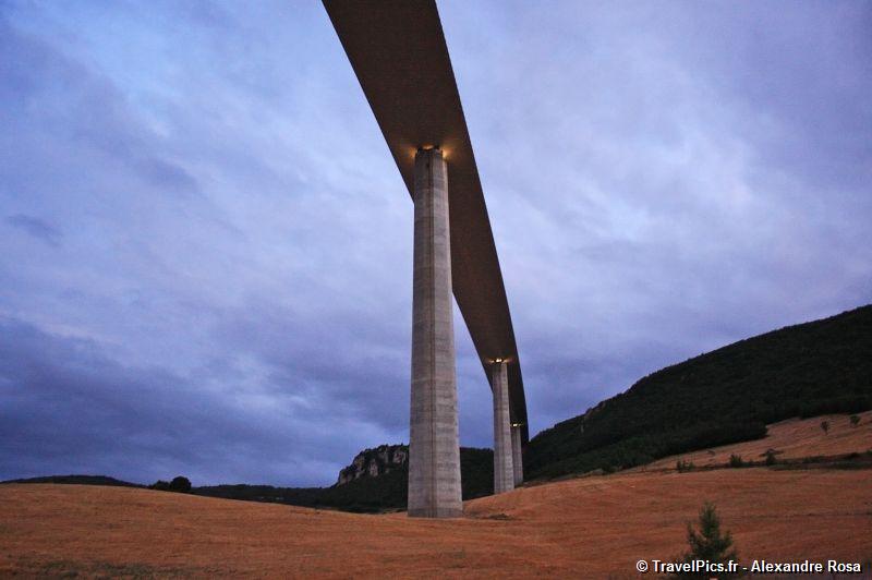 gal/Voyages/France/Viaduc_de_Millau/Viaduc_de_Millau_pont_France62.jpg