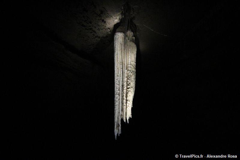 gal/Voyages/Ireland/Doolin_Cave/Doolin_Cave_Great_Stalactite27.jpg