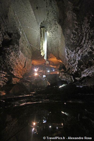 gal/Voyages/Ireland/Doolin_Cave/Doolin_Cave_Great_Stalactite62.jpg