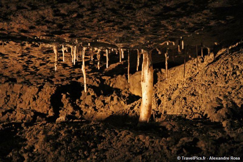 gal/Voyages/Ireland/Doolin_Cave/Doolin_Cave_Great_Stalactite88.jpg