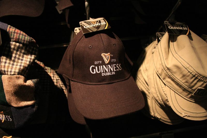 gal/Voyages/Ireland/Dublin/Guiness_Storehouse/Merchandise/IMG_5240.JPG