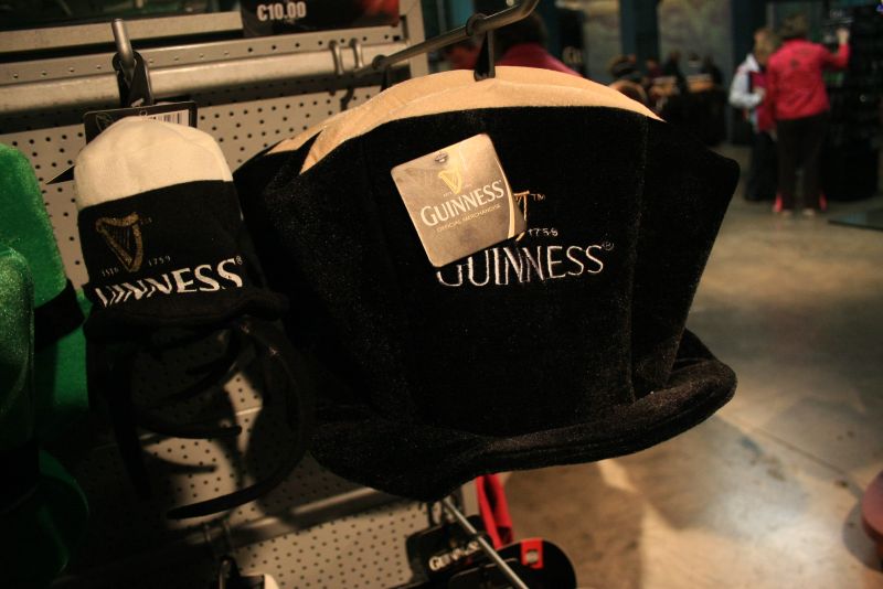gal/Voyages/Ireland/Dublin/Guiness_Storehouse/Merchandise/IMG_5241.JPG
