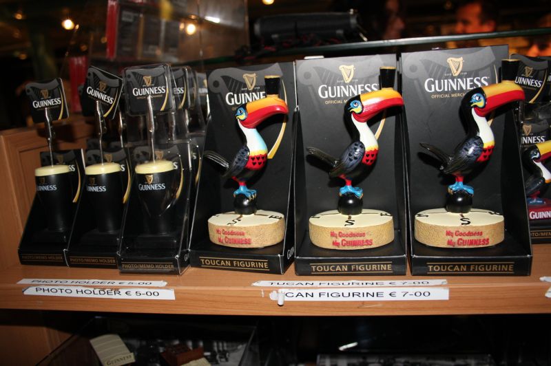 gal/Voyages/Ireland/Dublin/Guiness_Storehouse/Merchandise/IMG_5245.JPG