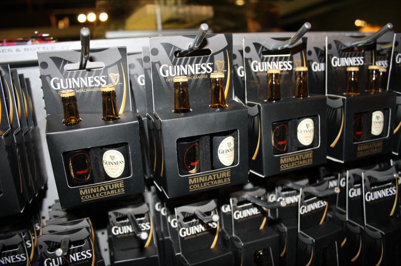 gal/Voyages/Ireland/Dublin/Guiness_Storehouse/Merchandise/IMG_5250.JPG