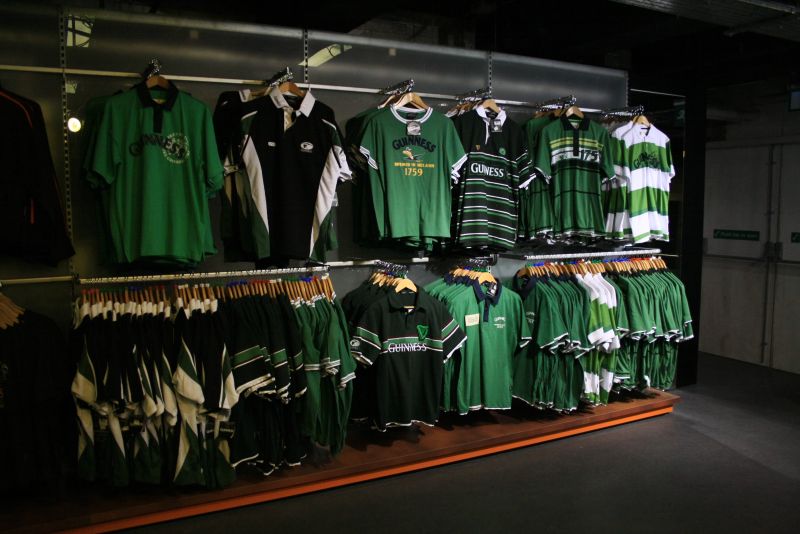 gal/Voyages/Ireland/Dublin/Guiness_Storehouse/Merchandise/IMG_5276.JPG