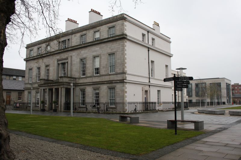 gal/Voyages/Ireland/Dublin/Official_Buildings/IMG_5132.JPG