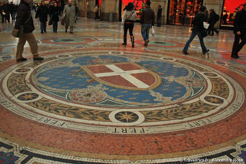gal/Voyages/Italy/Milan/Galleria_Vittorio_Emanuele_II/Galleria__Vittorio_Emanuele_II_Milan24.jpg
