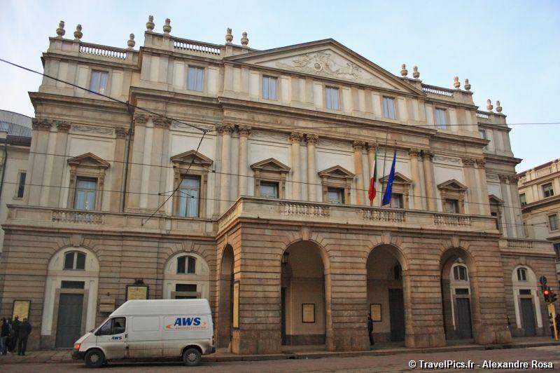 gal/Voyages/Italy/Milan/Teatro_alla_Scala/La_Scala_Opera_Milan04.jpg