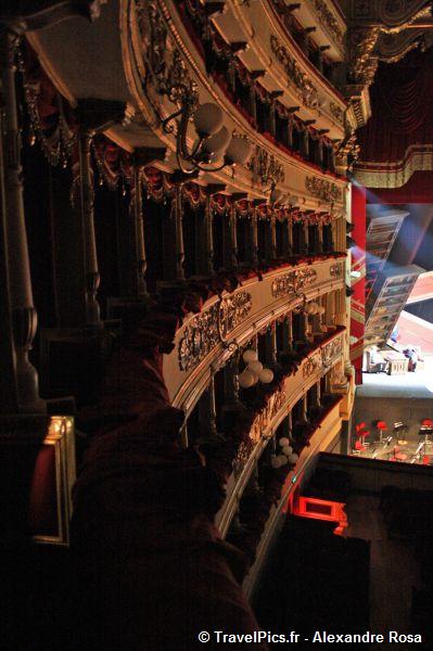 gal/Voyages/Italy/Milan/Teatro_alla_Scala/La_Scala_Opera_Milan35.jpg