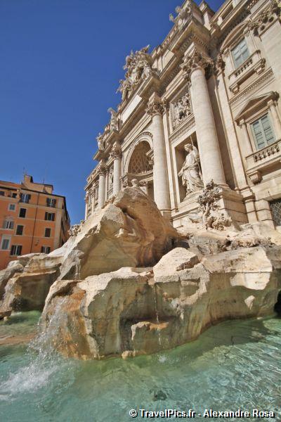 gal/Voyages/Italy/Rome/Fontaine_de_Trevi/Fontaine_de_Trevi_Rome44.jpg