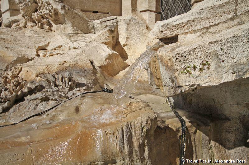gal/Voyages/Italy/Rome/Fontaine_de_Trevi/Fontaine_de_Trevi_Rome47.jpg
