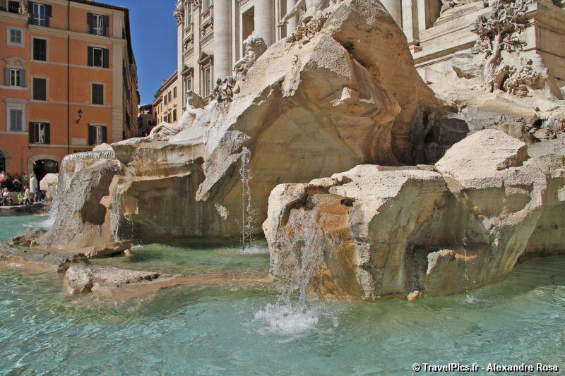 gal/Voyages/Italy/Rome/Fontaine_de_Trevi/Fontaine_de_Trevi_Rome56.jpg