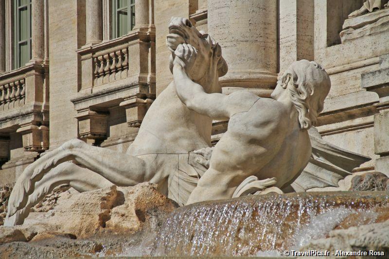 gal/Voyages/Italy/Rome/Fontaine_de_Trevi/Fontaine_de_Trevi_Rome63.jpg
