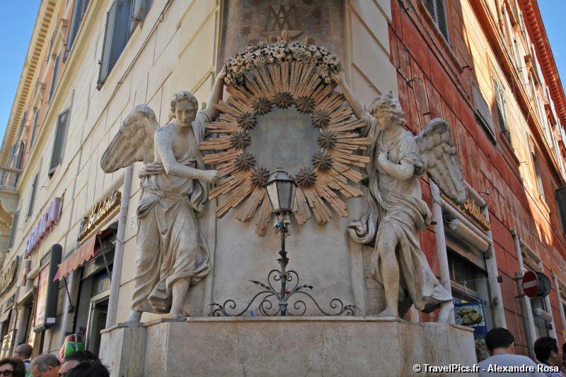 gal/Voyages/Italy/Rome/Fontaine_de_Trevi/Fontaine_de_Trevi_Rome99.jpg