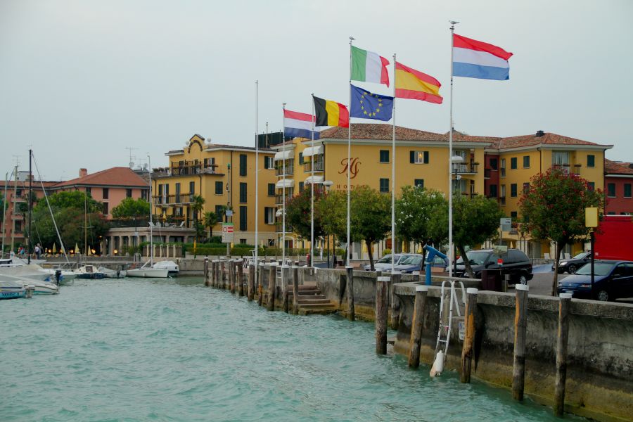 gal/Voyages/Italy/Sirmione/Castle-Scaligero-Sirmione-Italie13.jpg