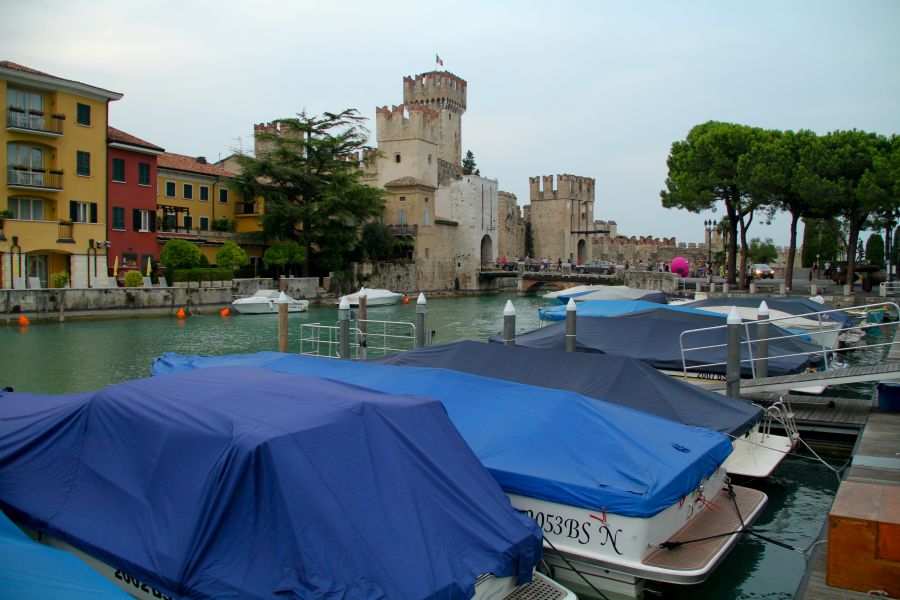 gal/Voyages/Italy/Sirmione/Castle-Scaligero-Sirmione-Italie18.jpg
