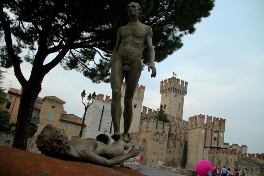 gal/Voyages/Italy/Sirmione/Castle-Scaligero-Sirmione-Italie21.jpg