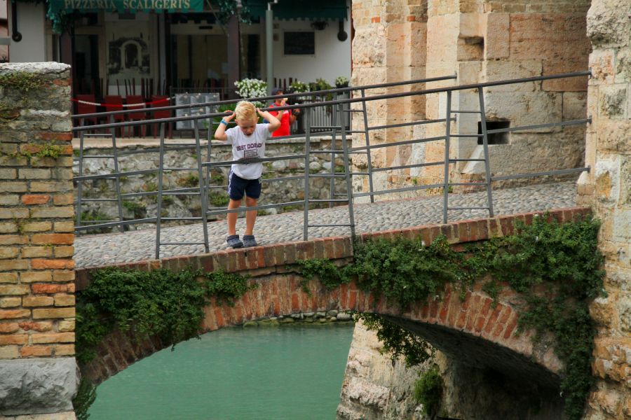 gal/Voyages/Italy/Sirmione/Castle-Scaligero-Sirmione-Italie27.jpg