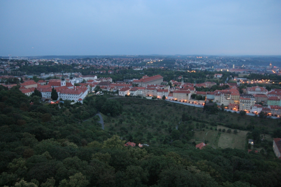 gal/Voyages/Prague_-_Czech_Republic/Colline_de_Petrin/belvedere/IMG_4211.JPG