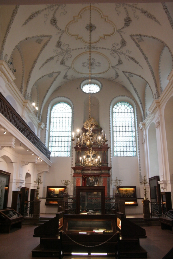 gal/Voyages/Prague_-_Czech_Republic/Quartier_Juif/Synagogue_Cimetiere/IMG_4880.JPG