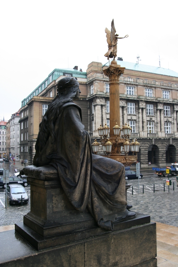gal/Voyages/Prague_-_Czech_Republic/Rudolfinum/IMG_4756.JPG