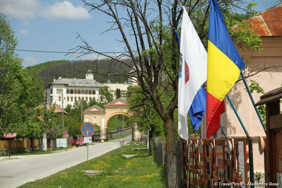 gal/Voyages/Romania/Horezu_Monastery/Horezu-Monastery-Romania001.jpg