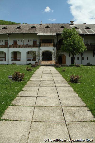 gal/Voyages/Romania/Horezu_Monastery/Horezu-Monastery-Romania044.jpg
