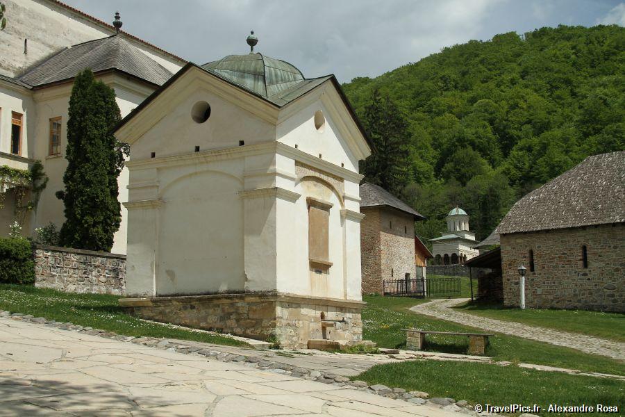 gal/Voyages/Romania/Horezu_Monastery/Horezu-Monastery-Romania051.jpg