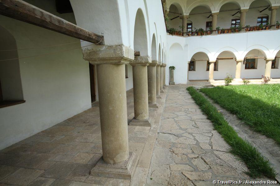 gal/Voyages/Romania/Horezu_Monastery/Horezu-Monastery-Romania151.jpg