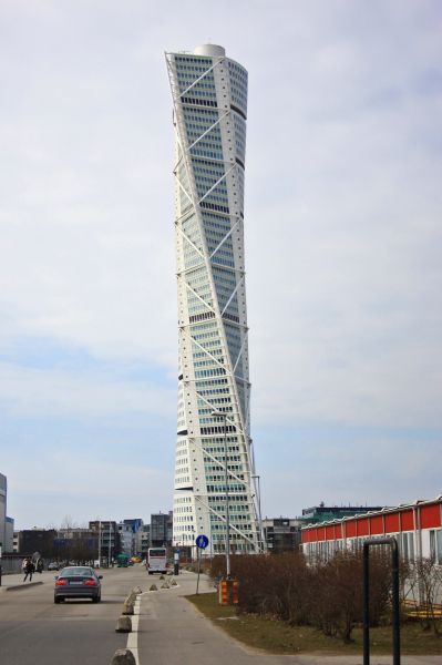 gal/Voyages/Sweden/Malmo/Turning_Torso/Malmo_Suede_Turning_Torso_Skyscraper06.jpg