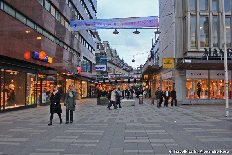 gal/Voyages/Sweden/Stockholm/Sergels_Torg/Sergels_Torg_Stockholm_Kulturhuset09.jpg