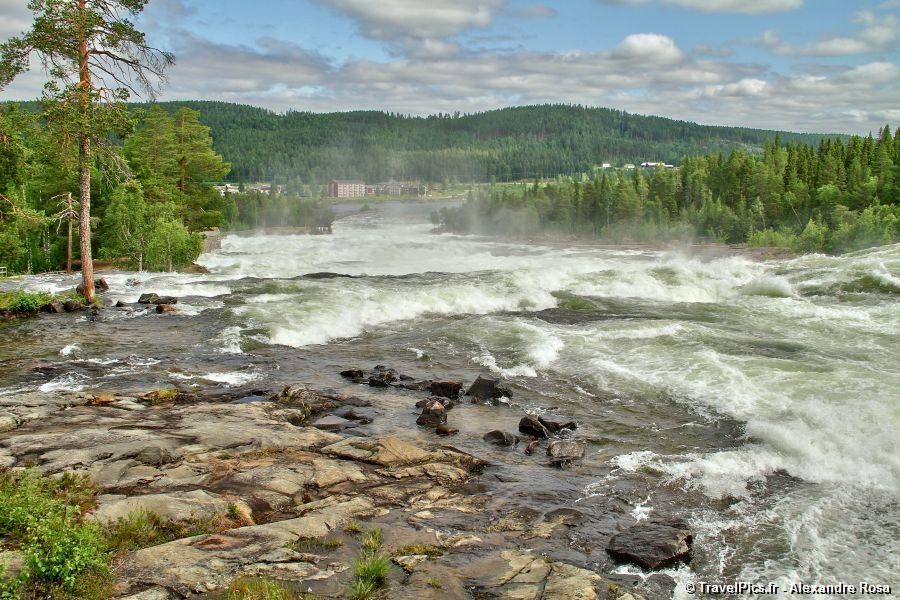 gal/Voyages/Sweden/Storforsen/Storforsen_Sweden_Waterfall139.jpg